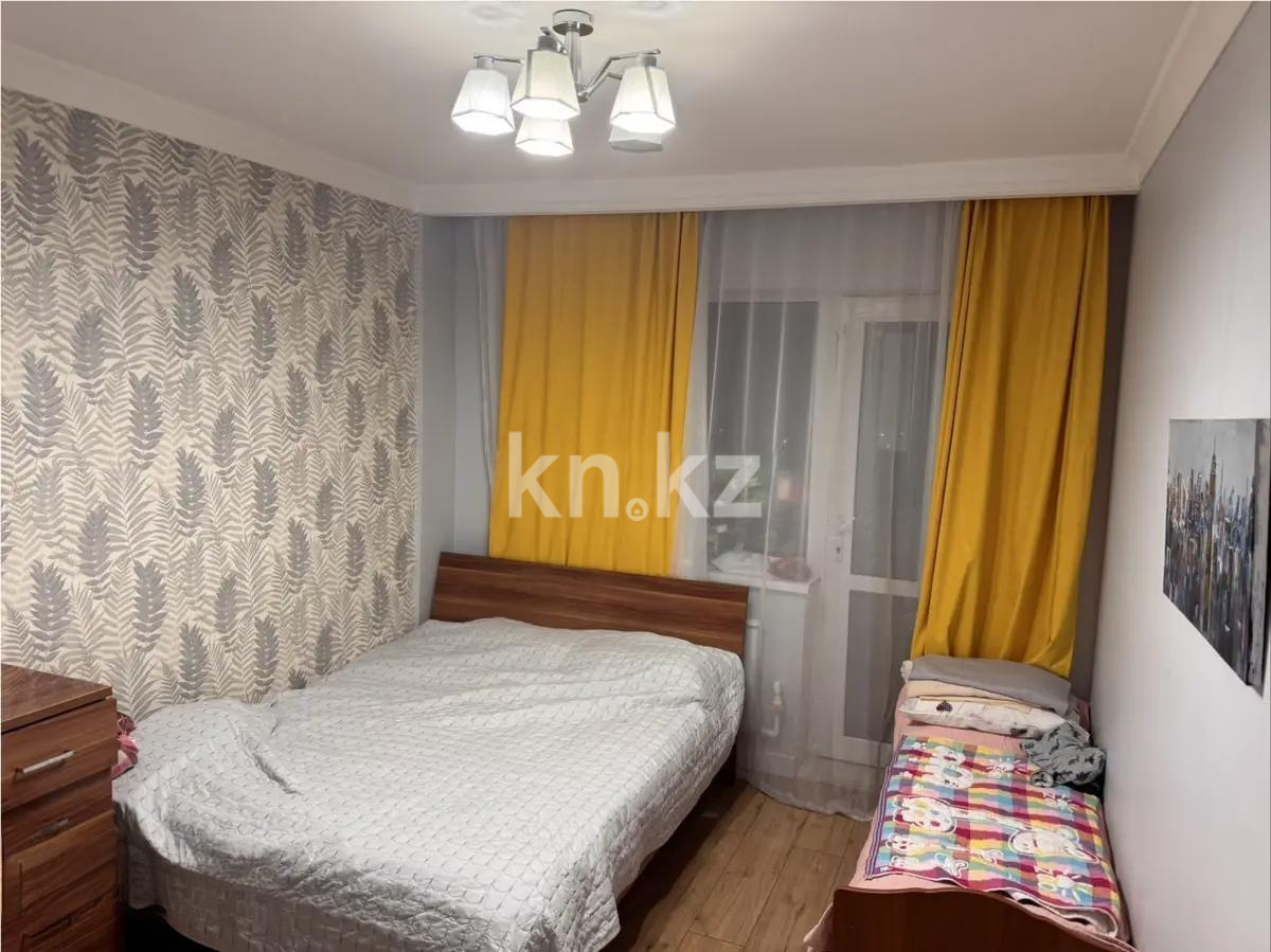 Продажа 3-комнатной квартиры, 102 м², ул. Абая, дом  61/2 в Караганде - фото 2