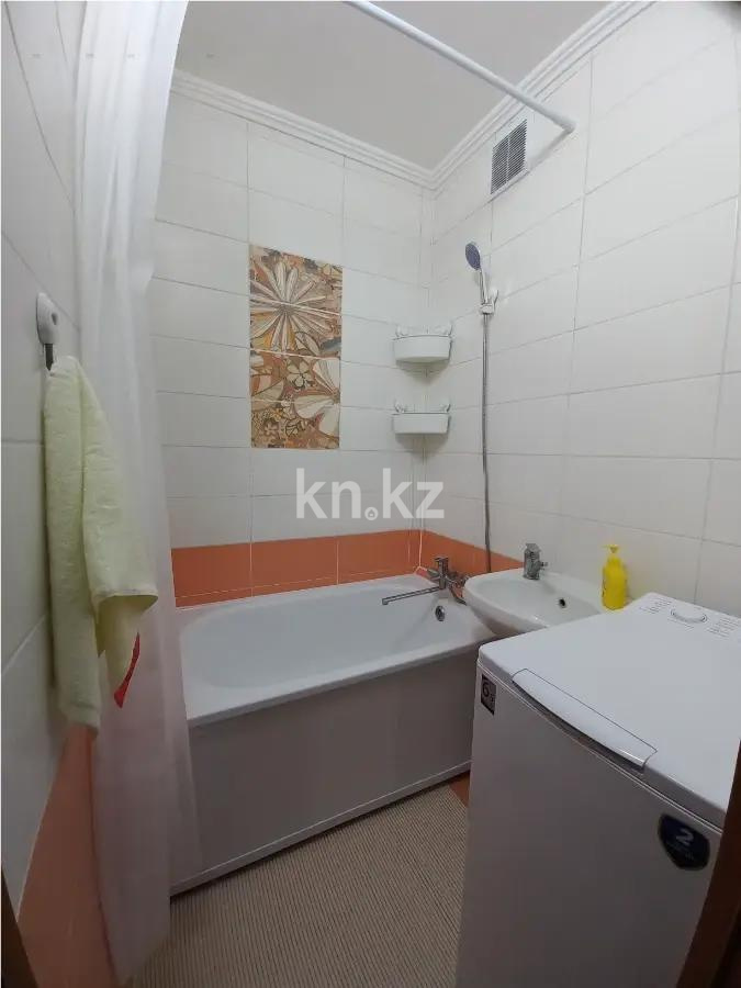 Продажа 2-комнатной квартиры, 45.2 м² в Алматы - фото 4