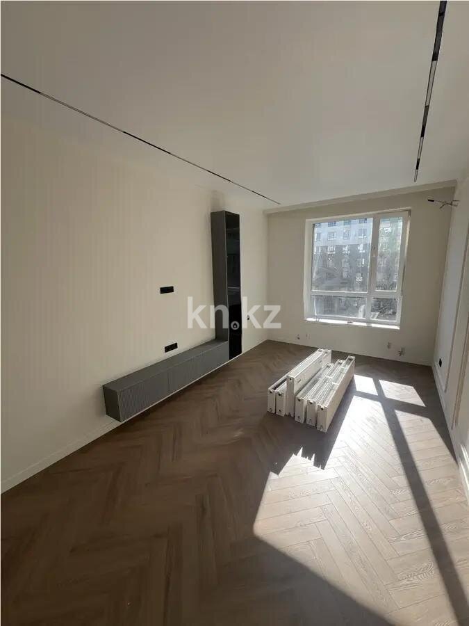 Продажа 4-комнатной квартиры, 96 м² в Астане