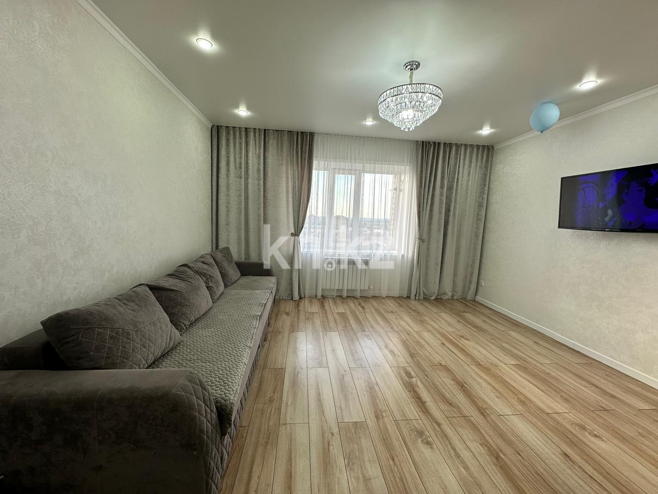 Продажа 3-комнатной квартиры, 81 м², ул. Муканова в Караганде - фото 4