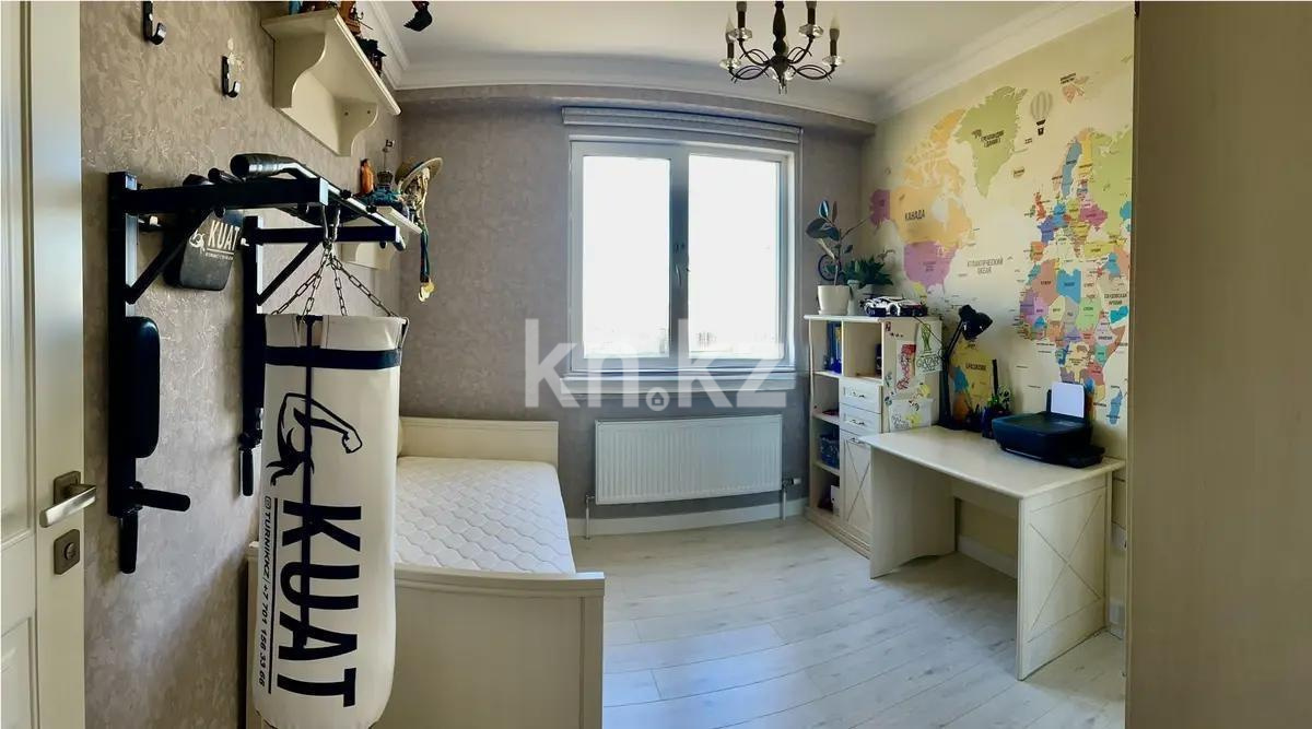 Продажа 4-комнатной квартиры, 103 м², ул. Аманжолова, дом  26/1 в Астане - фото 4