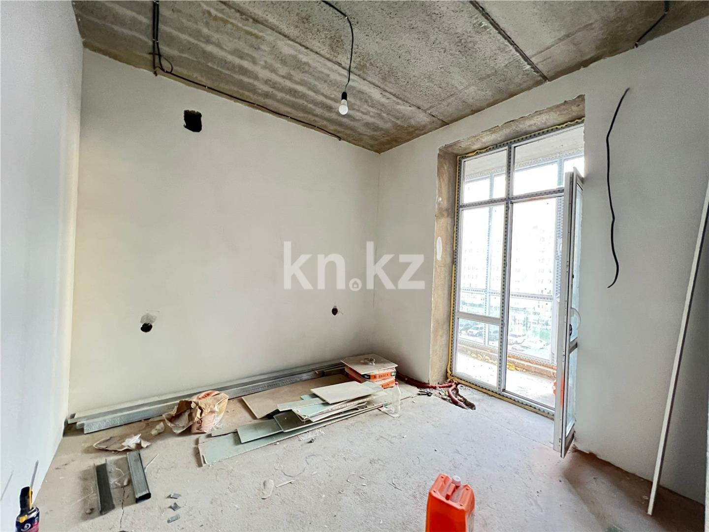 Продажа 1-комнатной квартиры, 52 м², 137 учетный квартал в Караганде - фото 3