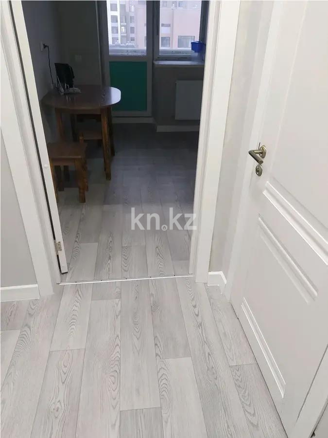 Продажа 1-комнатной квартиры, 37 м², ул. Казыбек би, дом  37 в Астане - фото 3