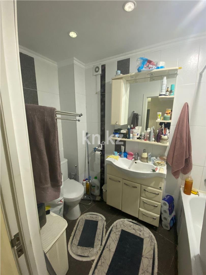 Продажа 3-комнатной квартиры, 67 м², пр. Республики в Караганде - фото 9