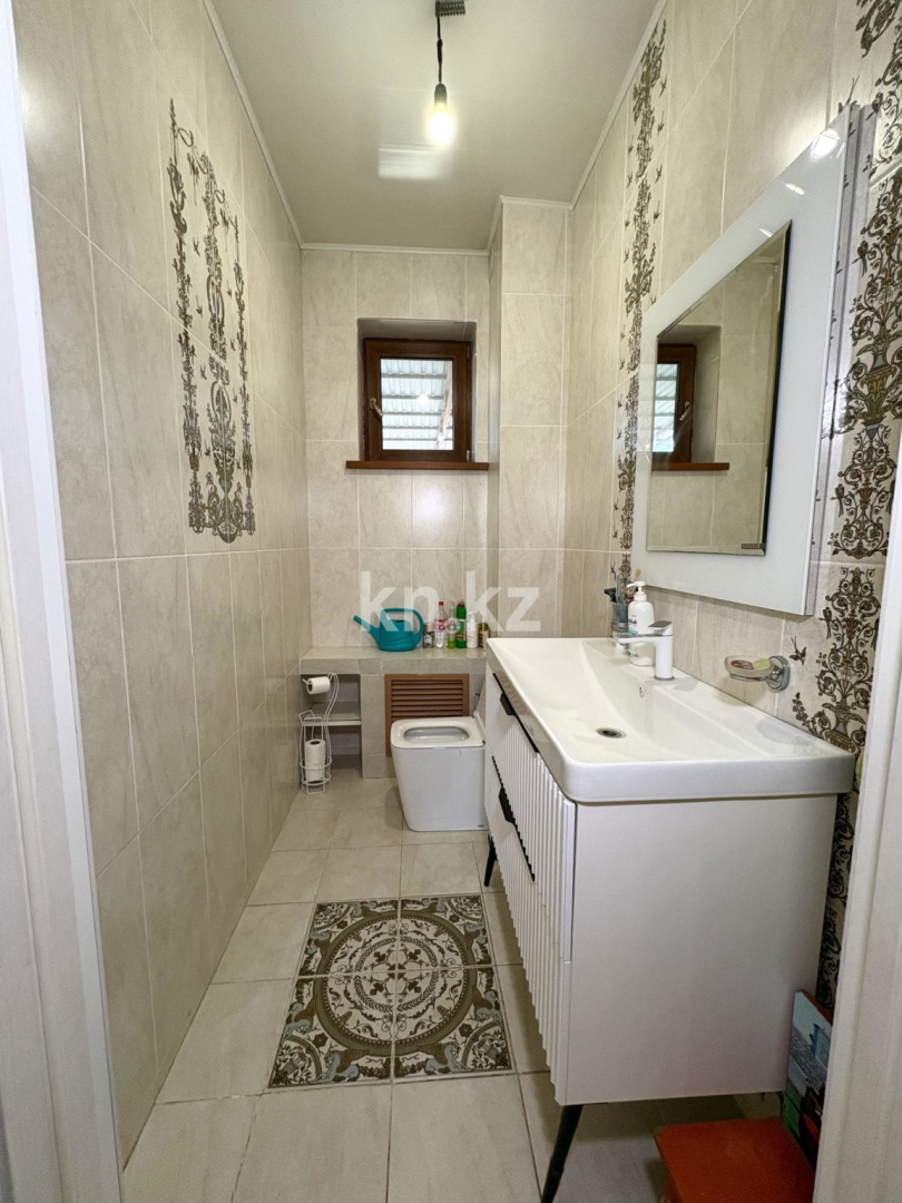Продажа 7-комнатного дома, 300 м² в Алматы - фото 19