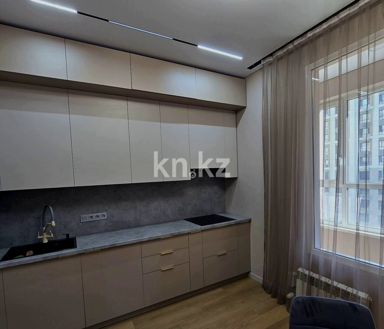 Аренда 2-комнатной квартиры, 65 м² в Алматы
