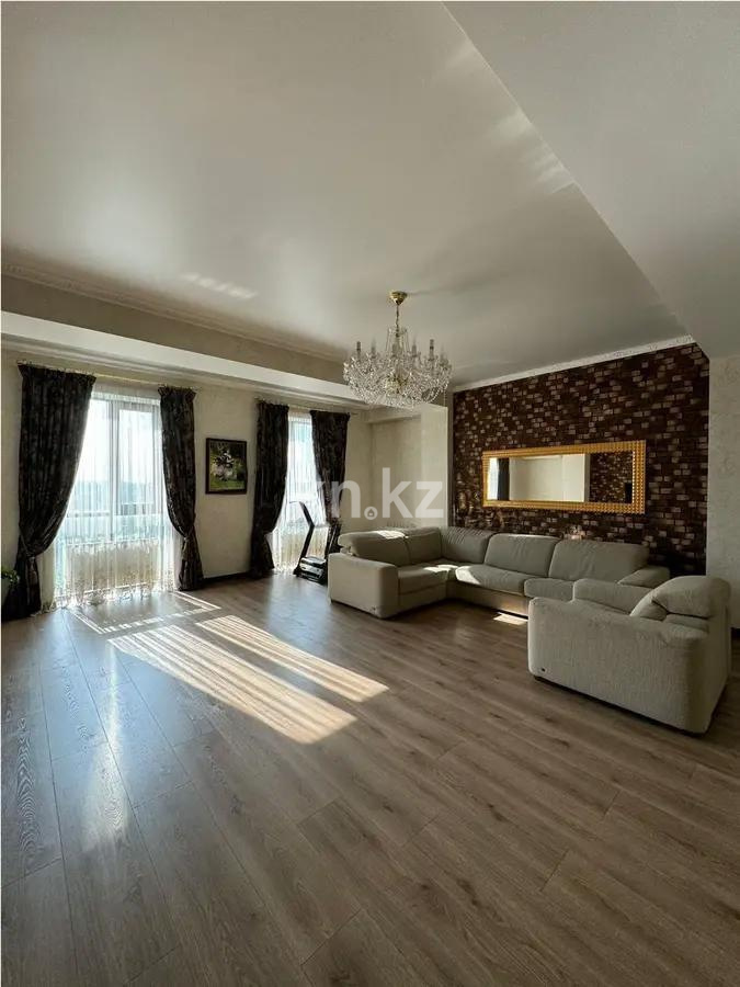 Продажа 4-комнатной квартиры, 170 м², ул. Варламова, дом  33 в Алматы