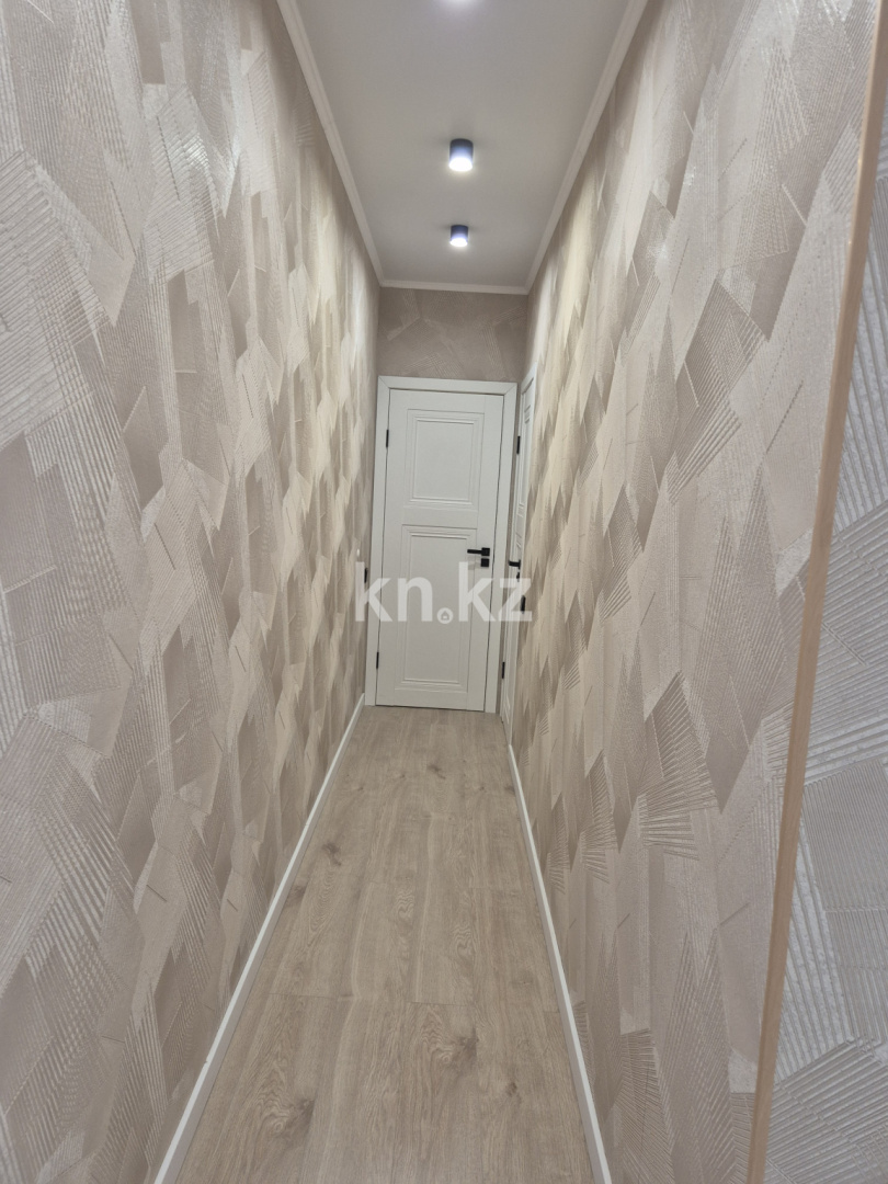 Продажа 3-комнатной квартиры, 66 м², ул. Толе би, дом  285/8 в Алматы - фото 11