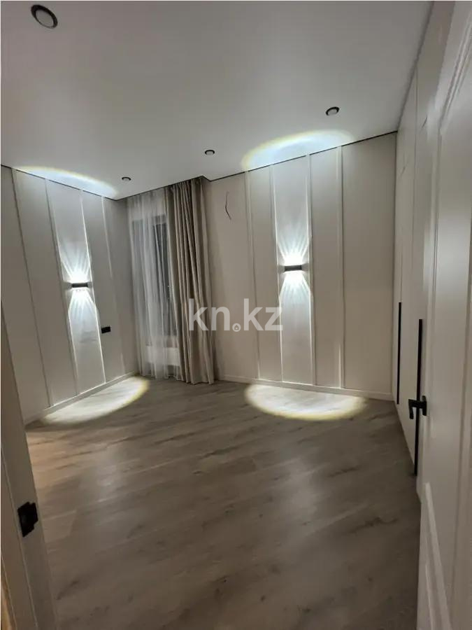 Продажа 4-комнатной квартиры, 65 м² в Алматы - фото 4