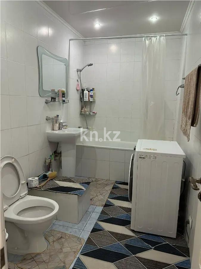 Продажа 3-комнатной квартиры, 74 м², ул. Тургута Озала, дом  84А в Алматы - фото 6