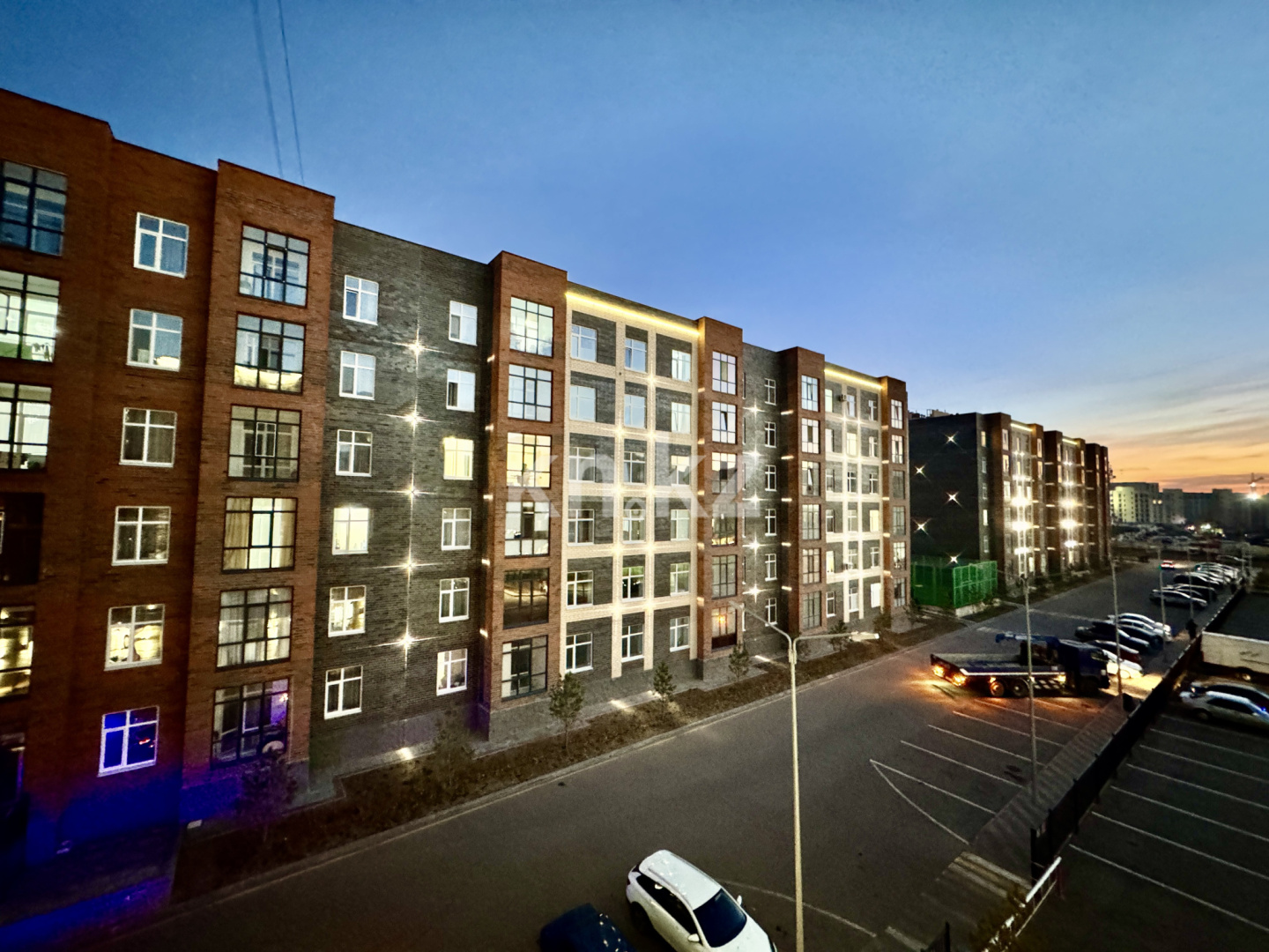 Продажа 2-комнатной квартиры, 63 м², 067 учетный квартал, дом  502 в Караганде - фото 26