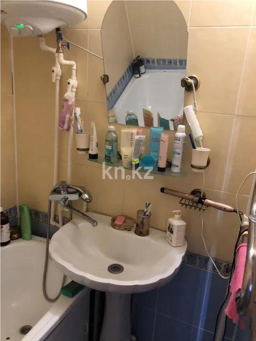 Продажа 3-комнатной квартиры, 62 м², ул. Гапеева в Караганде - фото 5