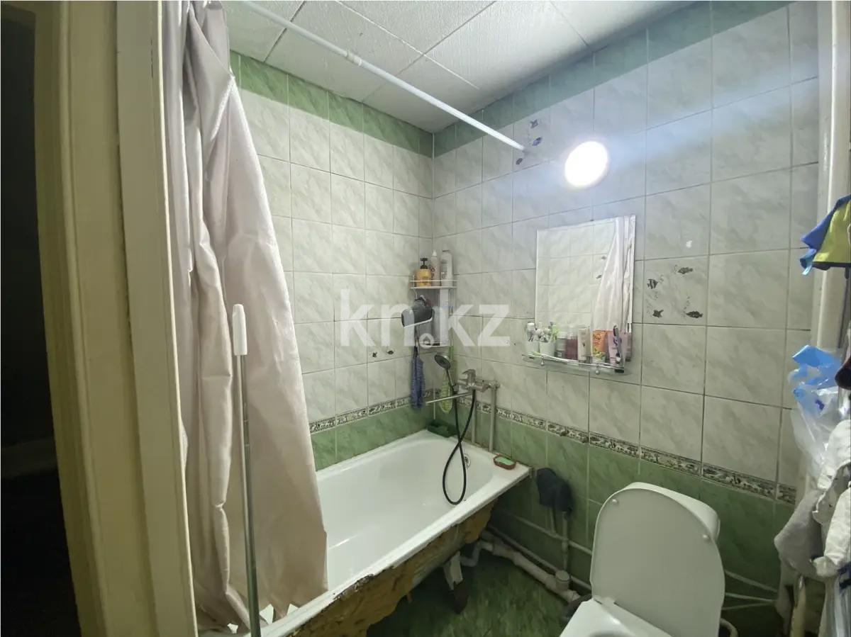 Продажа 2-комнатной квартиры, 47 м², мкр-н 8, дом  80 в Алматы - фото 5