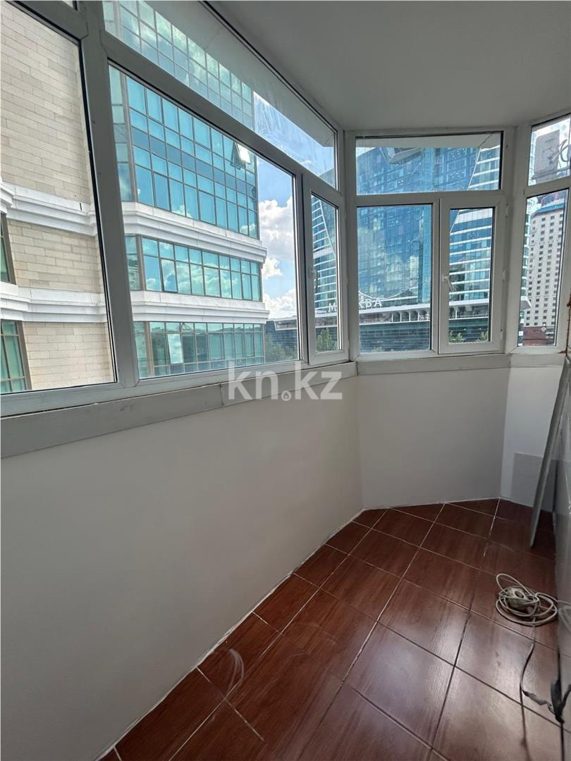 Продажа 3-комнатной квартиры, 111 м², ул. Достык в Астане - фото 5