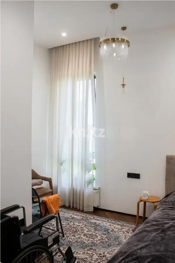 Продажа 6-комнатной квартиры, 177.2 м² в Алматы - фото 3