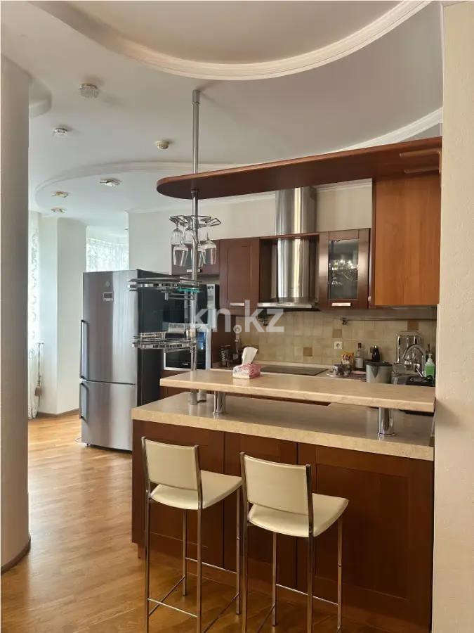 Продажа 4-комнатной квартиры, 151 м², пр. Аль-Фараби, дом  7/5а в Алматы - фото 4