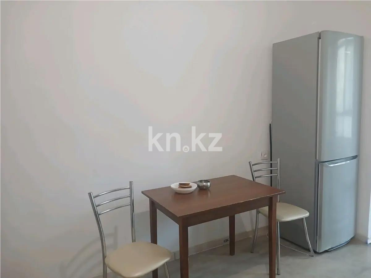 Продажа 2-комнатной квартиры, 64 м², ул. Букетова, дом  3/5 в Караганде - фото 3