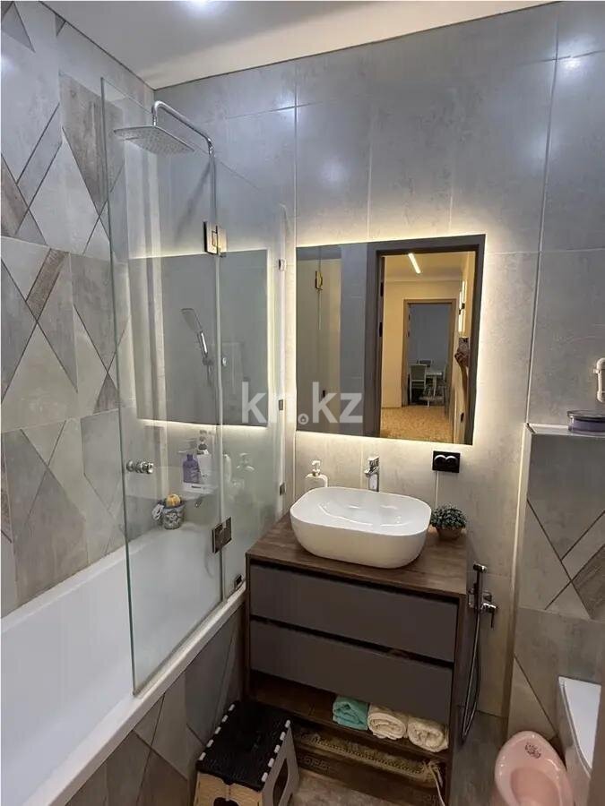 Продажа 2-комнатной квартиры, 70 м² в Астане - фото 4
