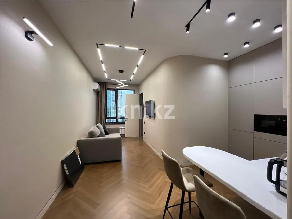 Продажа 2-комнатной квартиры, 40 м², ул. Розыбакиева, дом  156 в Алматы