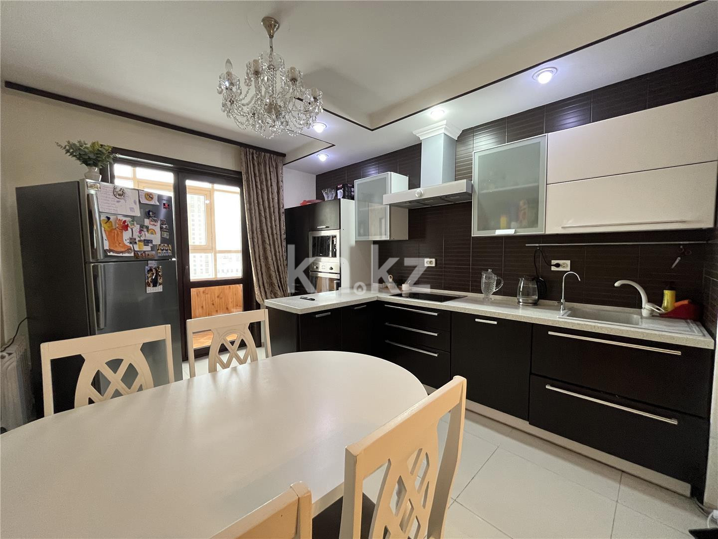 Продажа 3-комнатной квартиры, 95 м², пр. Республики в Караганде - фото 24