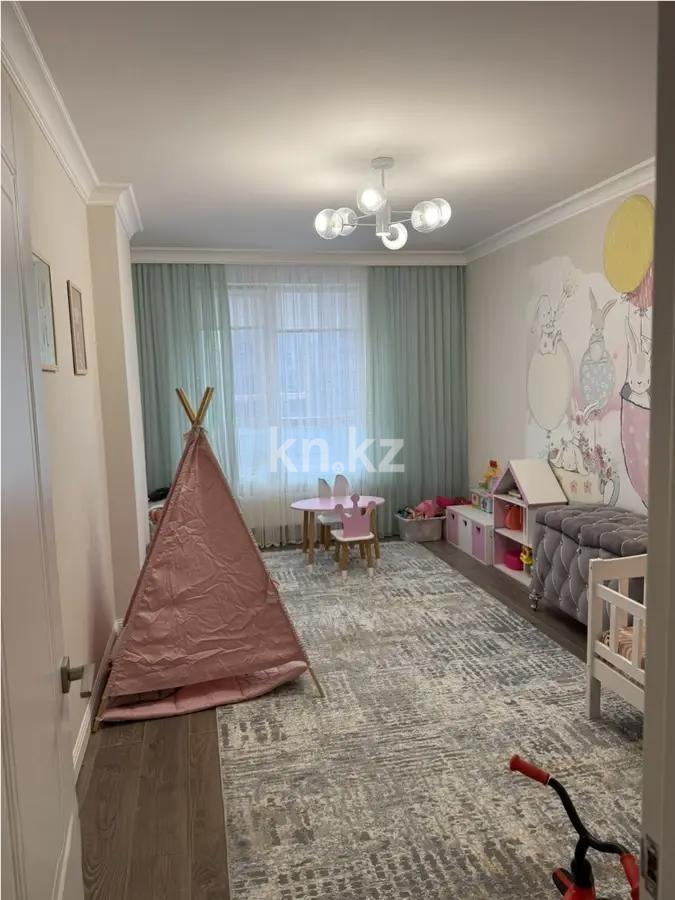 Продажа 4-комнатной квартиры, 118 м², пр. Мангилик Ел, дом  60 в Астане - фото 4