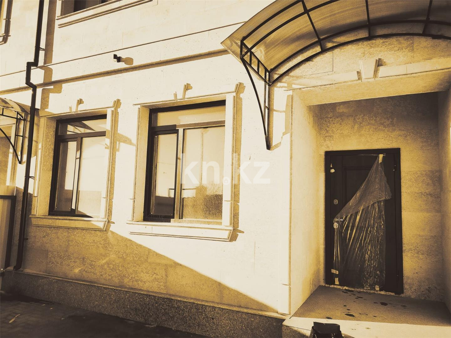 Продажа 4-комнатного дома, 145 м², ул. Ермекова в Караганде - фото 3