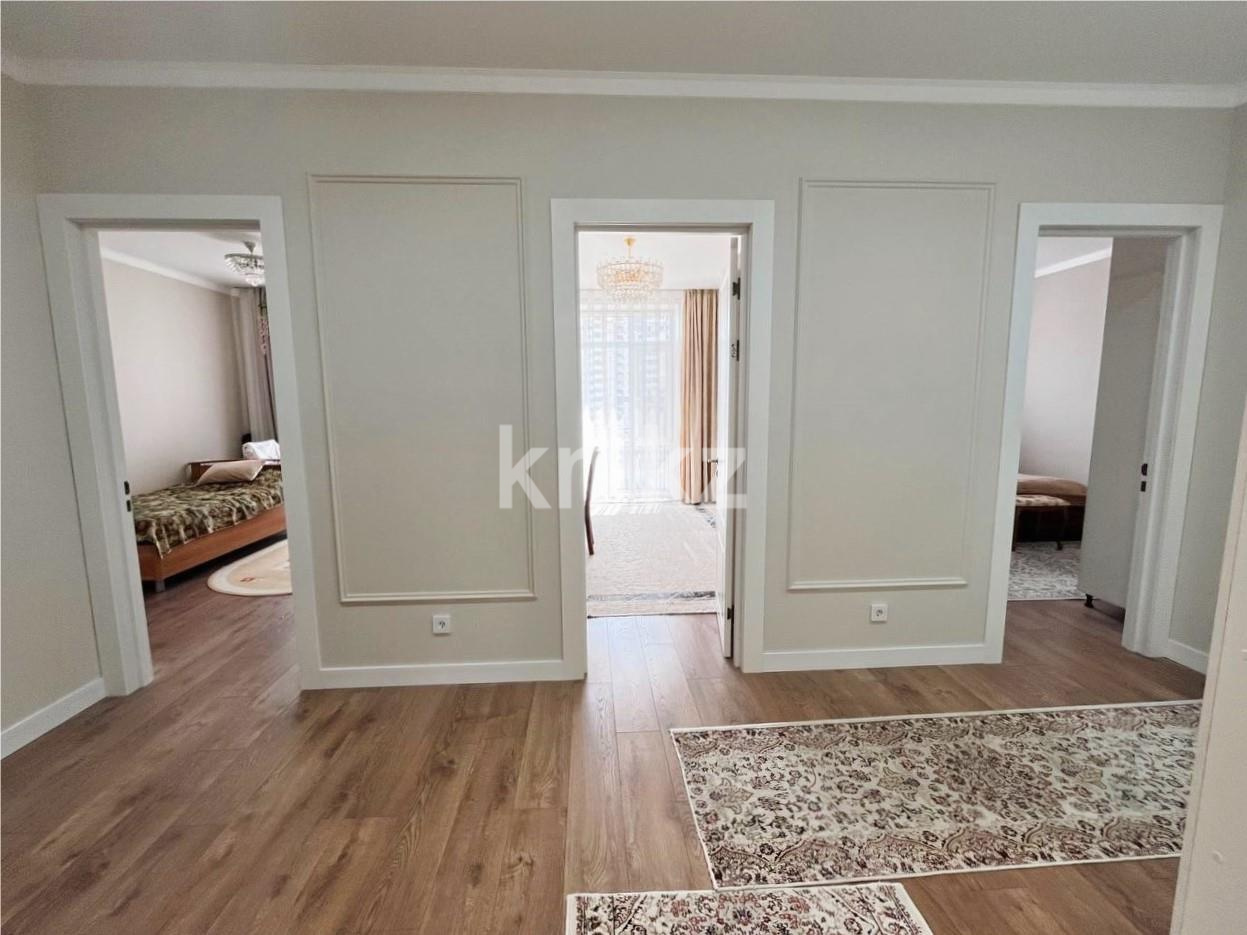 Продажа 4-комнатной квартиры, 131 м², ул. Ашимова в Караганде - фото 24