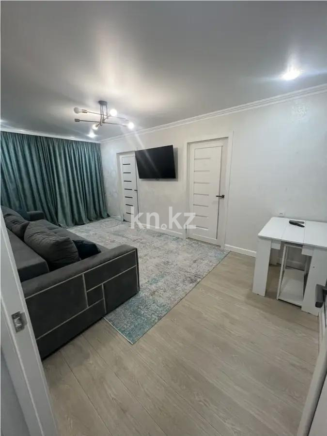 Продажа 4-комнатной квартиры, 62 м², мкр-н 22, дом  8 в Караганде