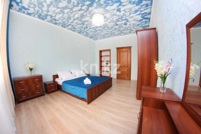 Аренда 3-комнатной квартиры посуточно, 130 м², ул. Розыбакиева, дом  289 в Алматы - фото 2