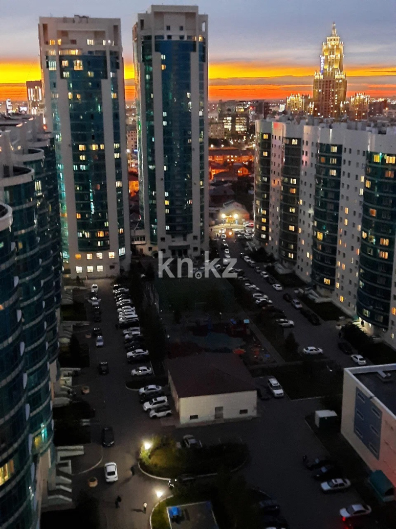 Продажа 2-комнатной квартиры, 60 м², ул. Сарайшык, дом  5 в Астане - фото 11