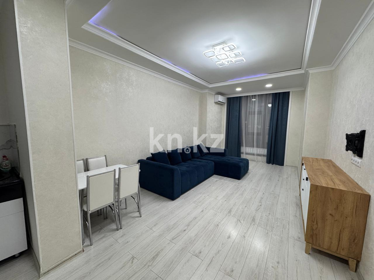 Продажа 2-комнатной квартиры, 65 м², мкр-н Степной-2, дом  2/4 в Караганде - фото 2