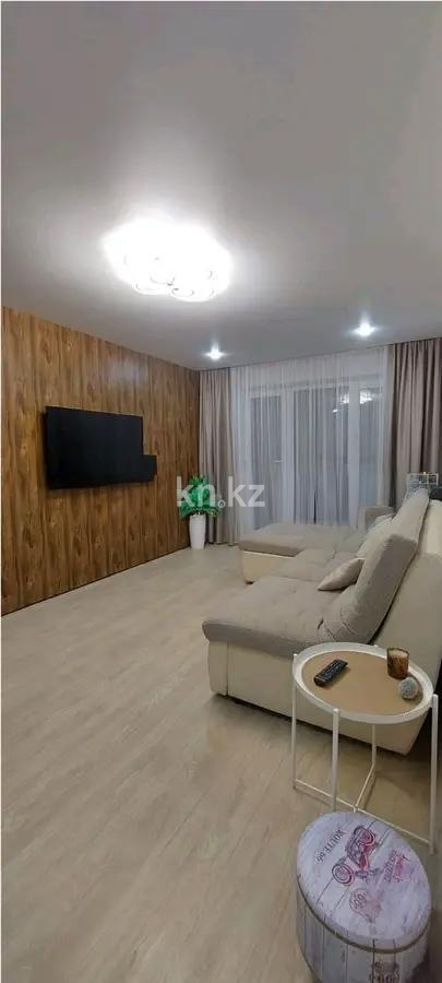 Продажа 3-комнатной квартиры, 63 м², пр. Строителей, дом  17 в Караганде