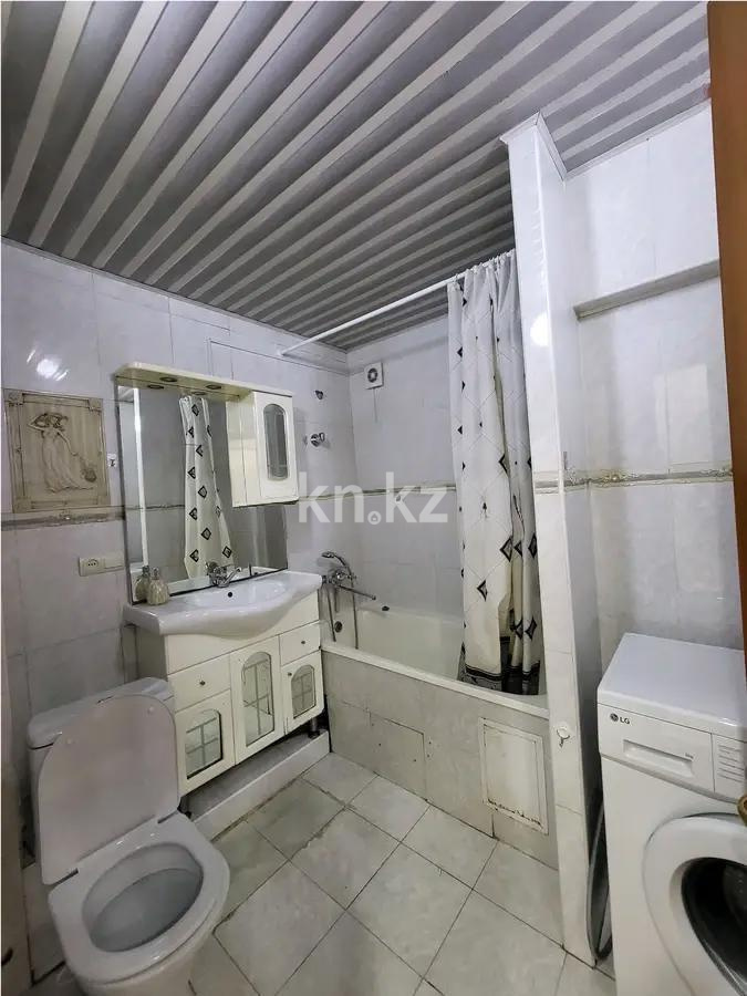 Продажа 3-комнатной квартиры, 60 м², пр. Абылай хана, дом  26 в Алматы - фото 5
