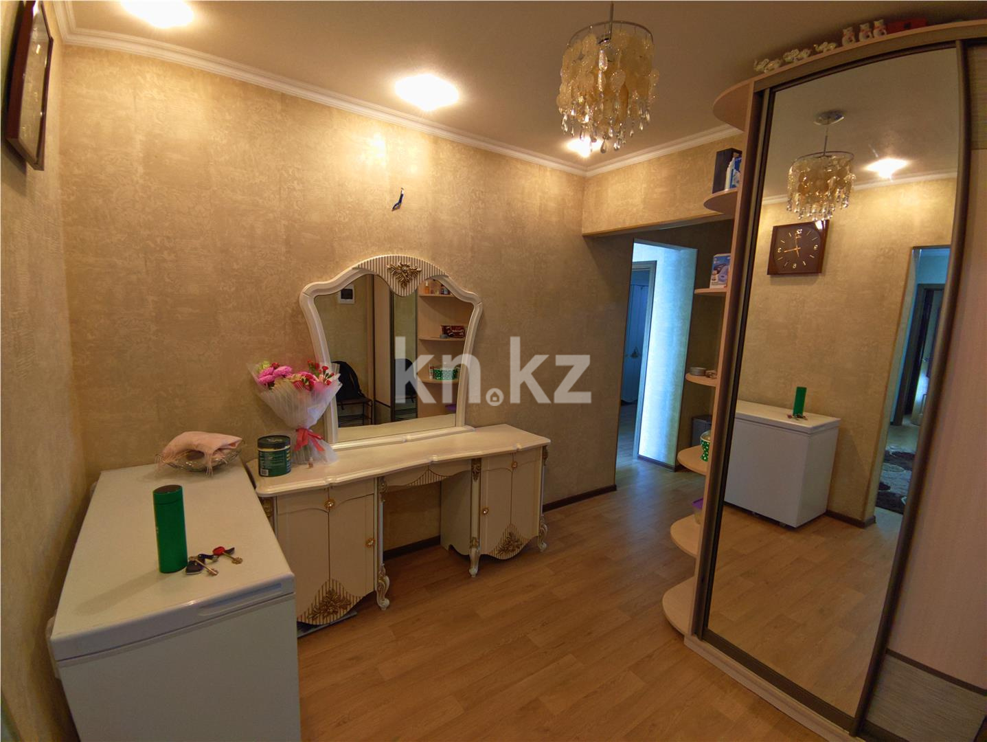 Продажа 4-комнатной квартиры, 76 м² в Караганде - фото 2