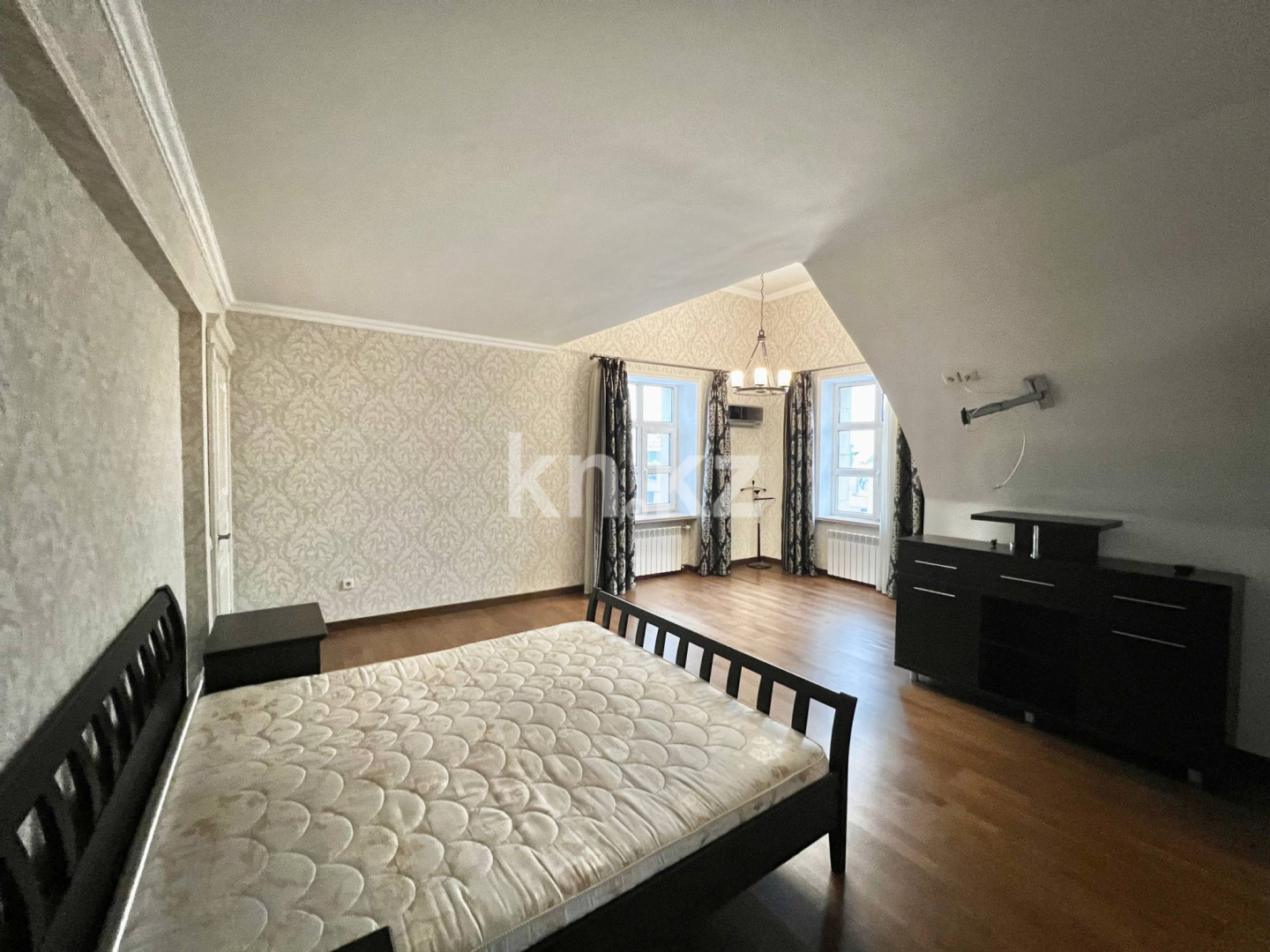 Продажа 4-комнатной квартиры, 223 м² в Астане - фото 11