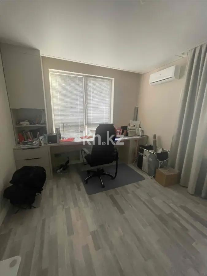 Продажа 4-комнатной квартиры, 128 м², ул. Торекулова, дом  93 в Алматы - фото 3