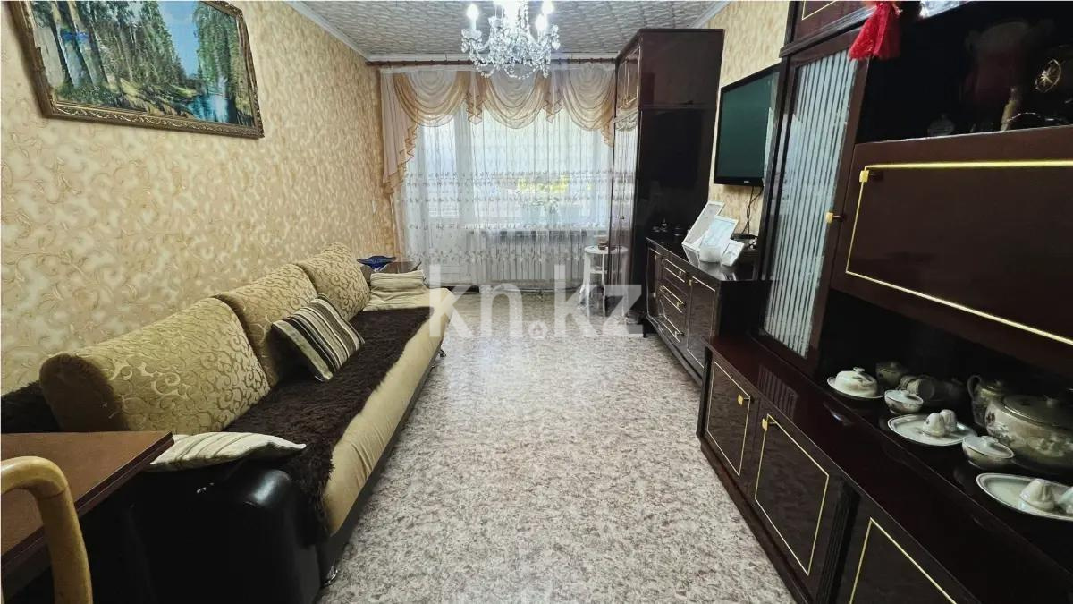 Продажа 4-комнатной квартиры, 87 м², ул. Парковая, дом  11а в Шахтинске