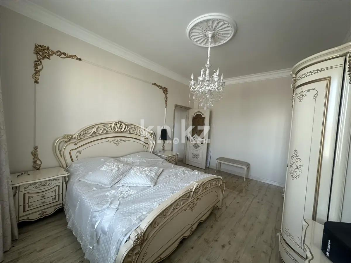 Продажа 2-комнатной квартиры, 70 м², ул. Туркестан, дом  28а в Астане - фото 2