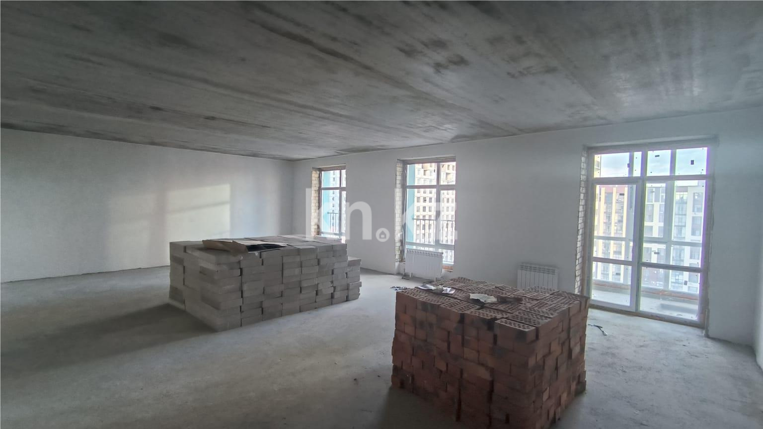 Продажа 2-комнатной квартиры, 74 м² в Караганде