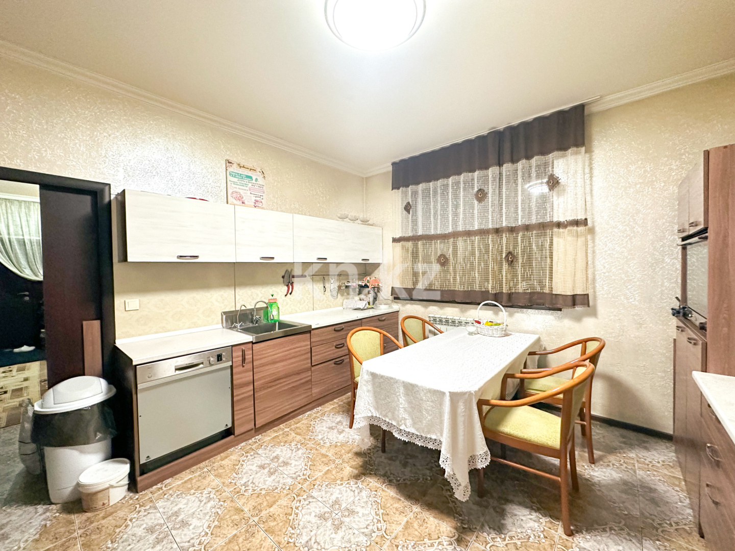 Продажа 5-комнатного дома, 195.6 м², мкр-н Калкаман-2, дом  23/1 в Алматы - фото 25