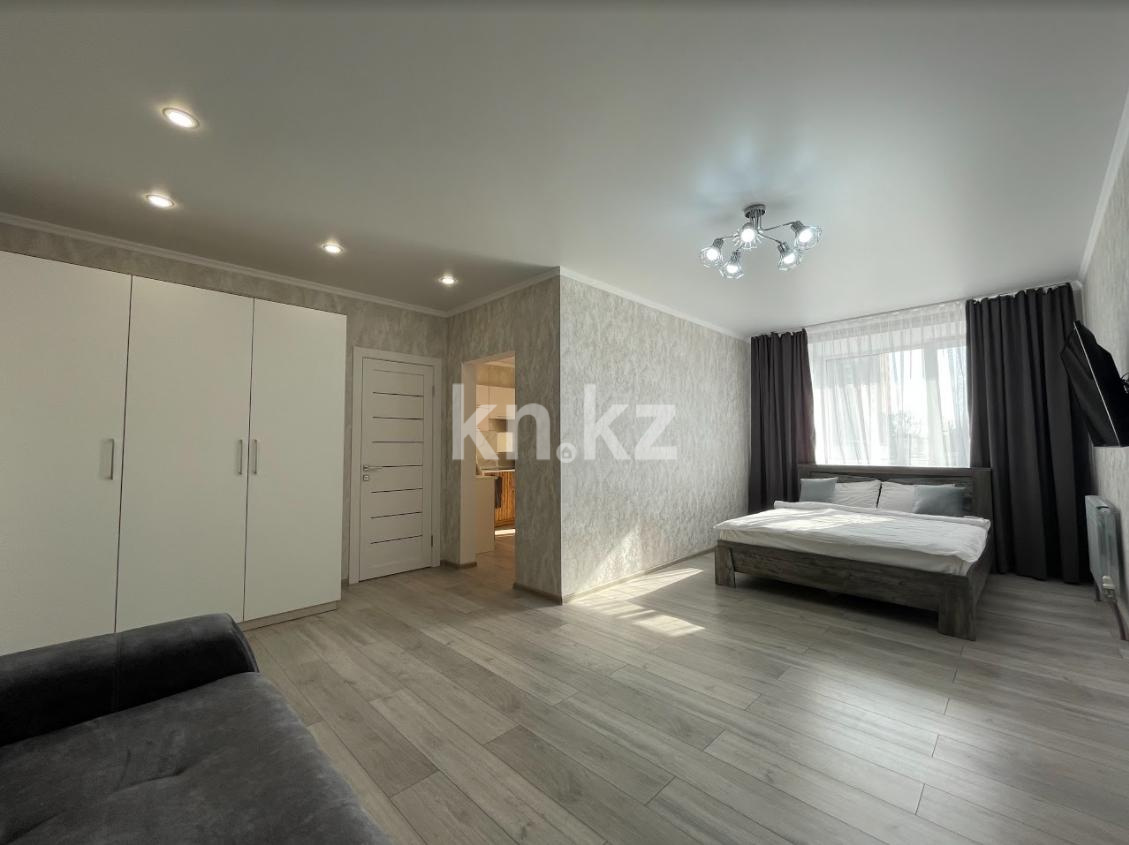 Аренда 1-комнатной квартиры посуточно, 1 м², ул. Жамбыла Жабаева, дом  44/5 в Петропавловске - фото 2