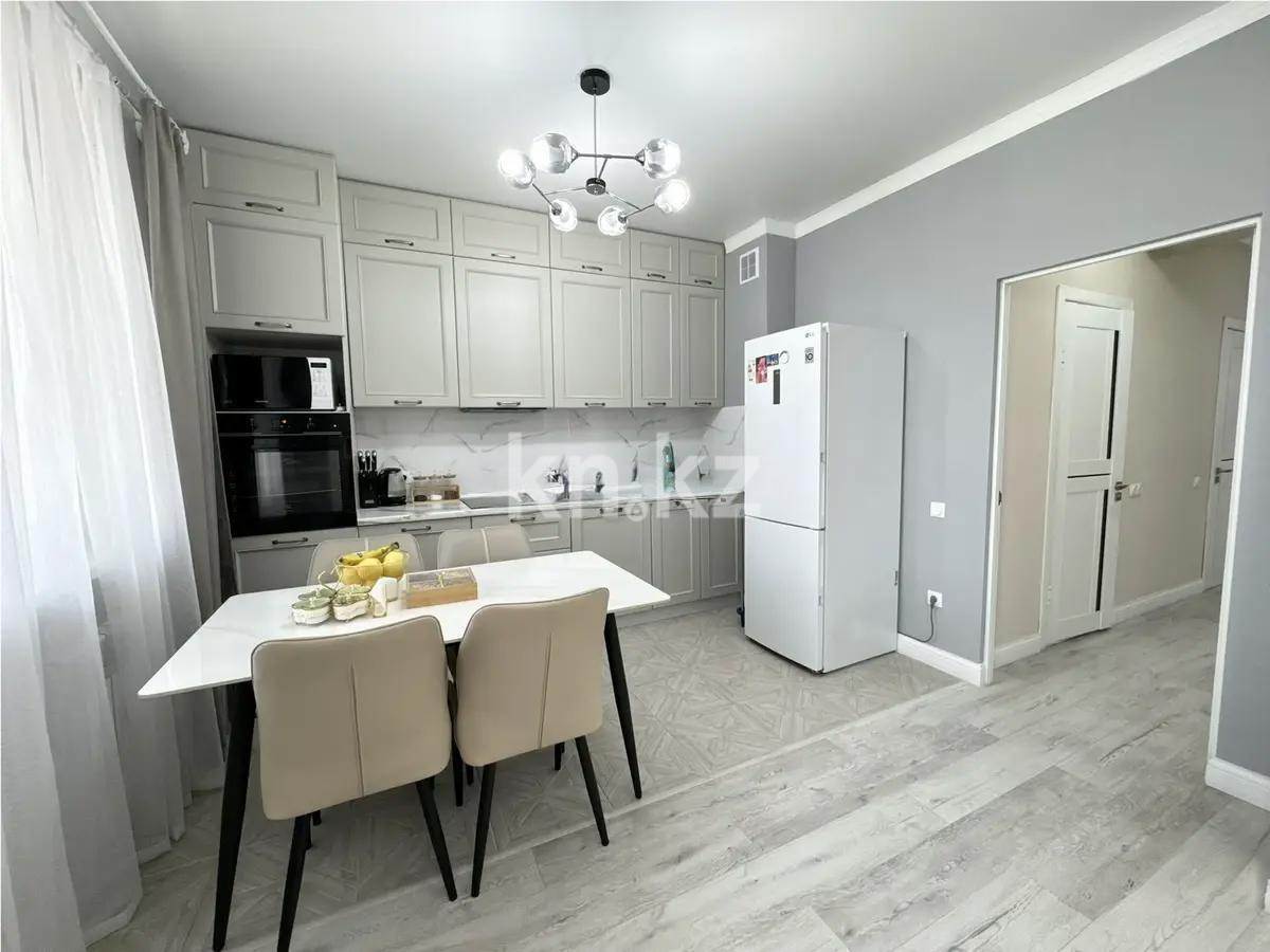 Продажа 2-комнатной квартиры, 80 м², мкр-н 8, дом  41/6 в Алматы - фото 4