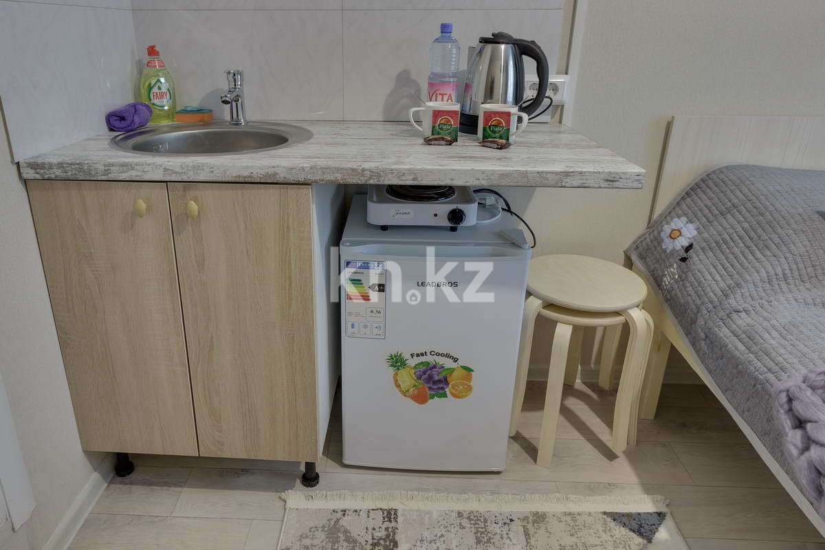Аренда 1-комнатной квартиры посуточно, 15 м², мкр-н 1, дом  76 в Алматы - фото 6