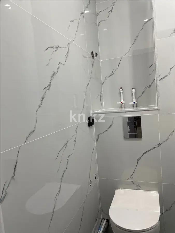 Продажа 3-комнатной квартиры, 87 м², пр. Республики, дом  23/2 в Караганде - фото 5