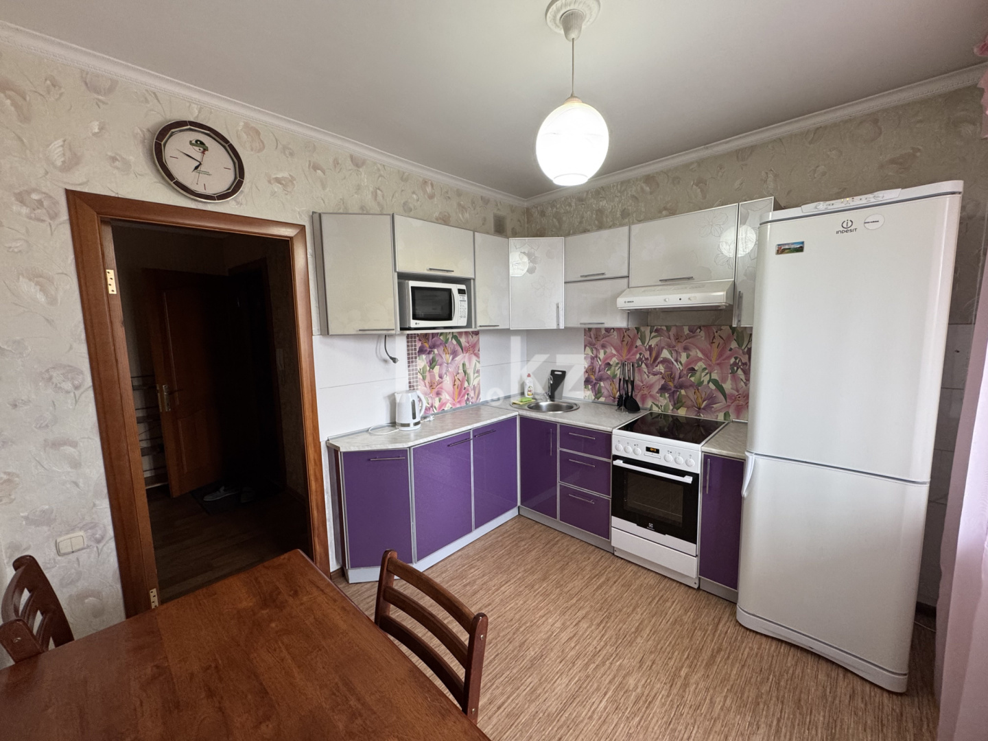 Аренда 2-комнатной квартиры посуточно, 52 м², Сатпаева, дом  245 в Павлодаре - фото 5