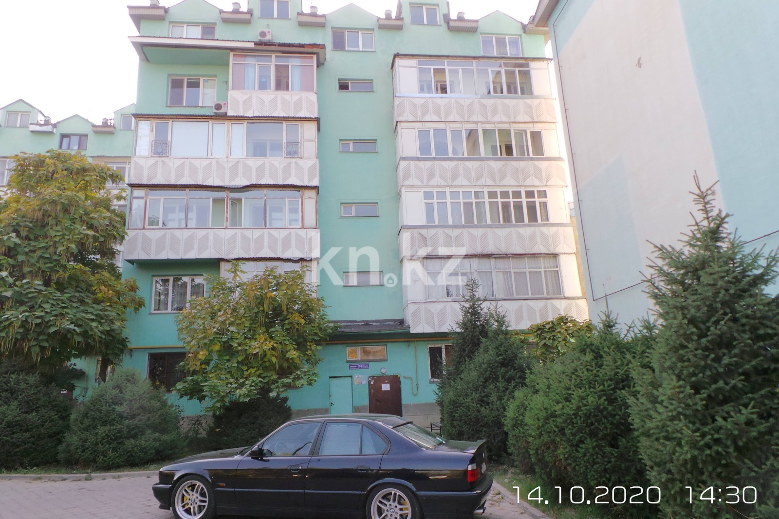 Продажа 4-комнатной квартиры, 105 м², мкр-н Мамыр-3, дом  17 - ул. Шаляпина в Алматы - фото 2