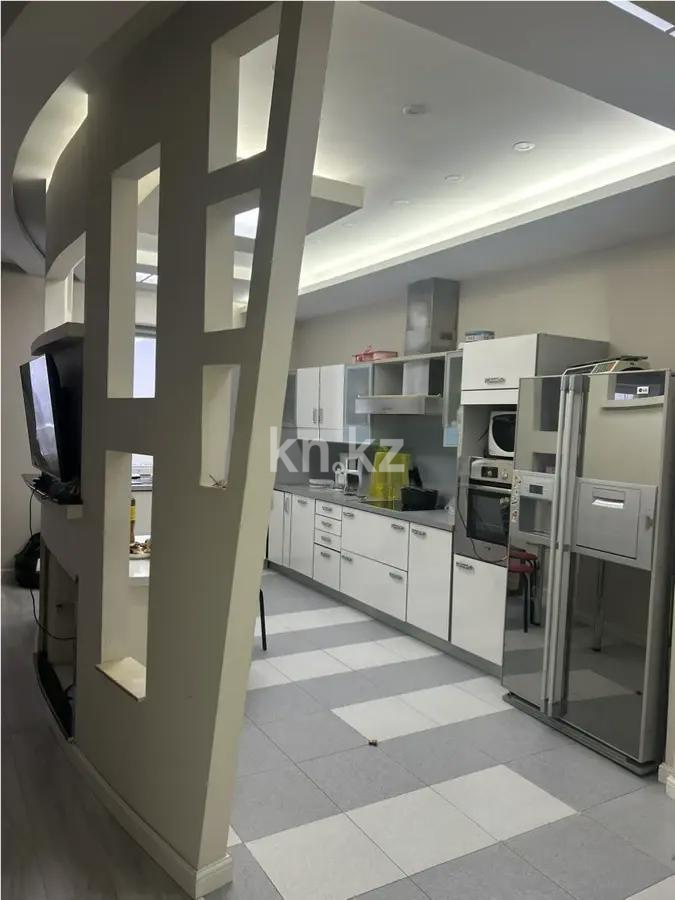 Продажа 3-комнатной квартиры, 130 м² в Алматы