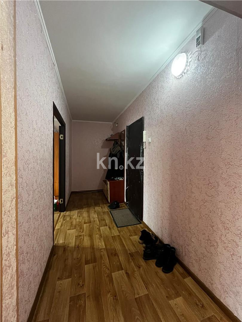 Продажа 1-комнатной квартиры, 41 м², мкр. Голубые Пруды в Караганде - фото 11