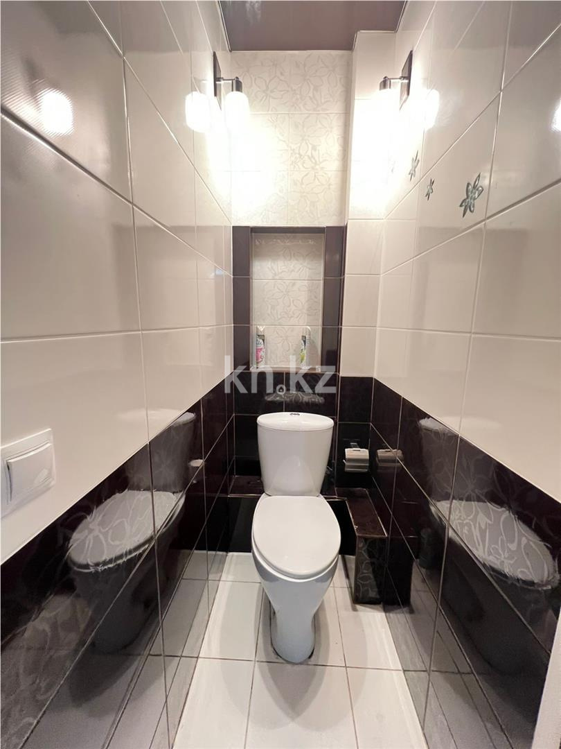 Продажа 2-комнатной квартиры, 48.9 м², ул. Молдагуловой в Карагандинской области - фото 11