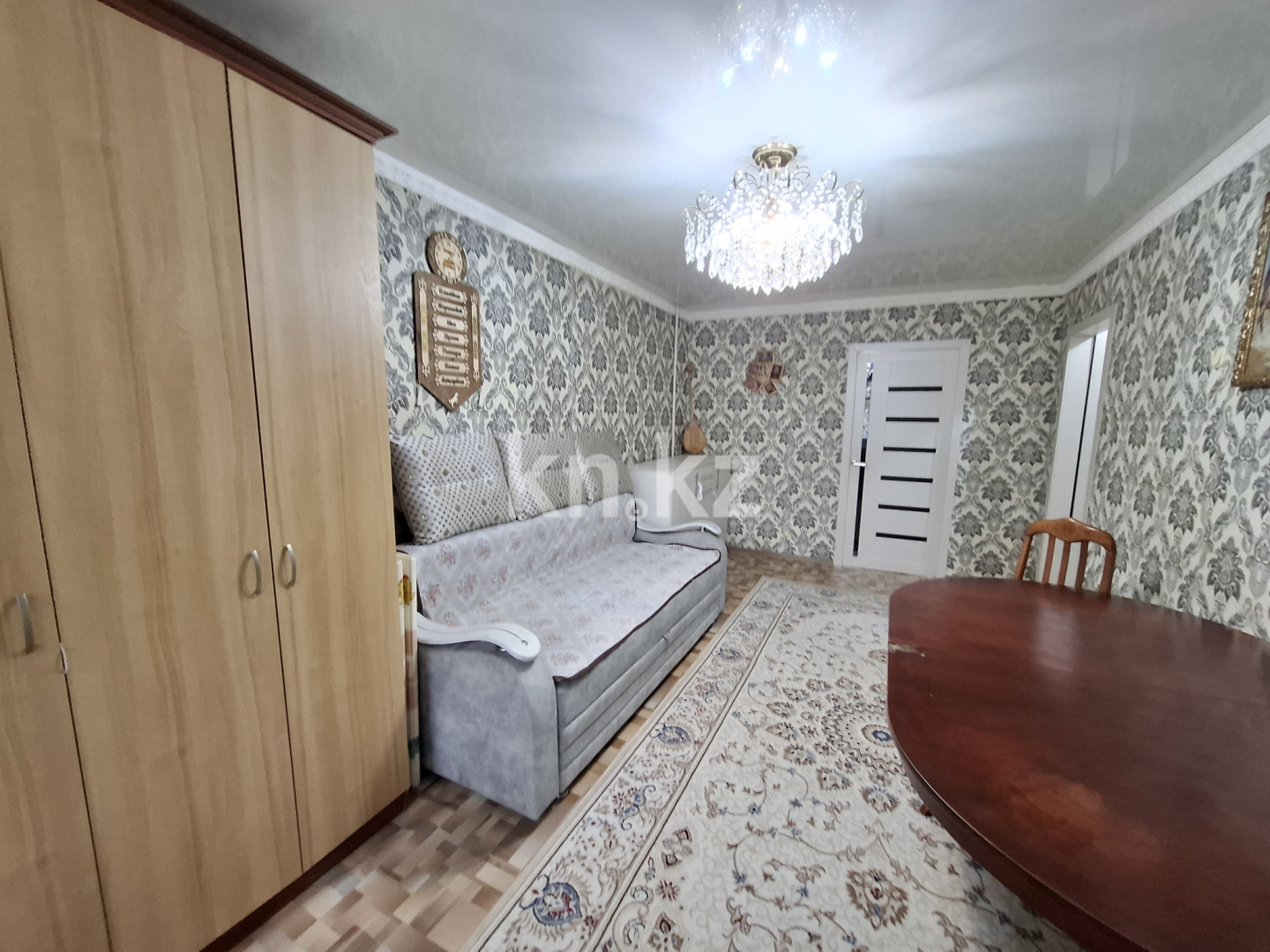 Продажа 2-комнатной квартиры, 45 м², 2 квартал, дом  18 в Караганде - фото 11